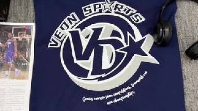 卷王维动的新星投篮服！这个藏蓝色真的太太太太显白了！打球运动穿简直帅飘～颜值和品质兼备！#美式穿搭 