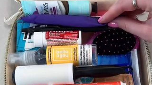 沉浸式收纳整理｜精致女人沉浸式整理出门物品vlog～✨☺️ 
#收纳整理 #超级解压 #整理出门物品