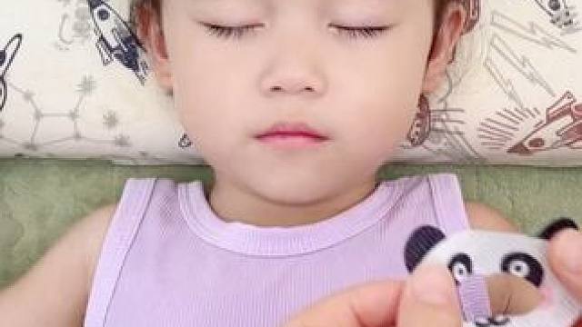 听说睡觉张嘴呼吸会变丑，宝妈们赶紧看看你家孩子是不是也总是张着嘴睡觉#闭嘴贴  #儿童闭口贴  #宝