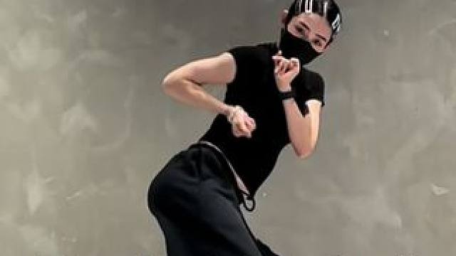 今日是低脂小舞蹈
