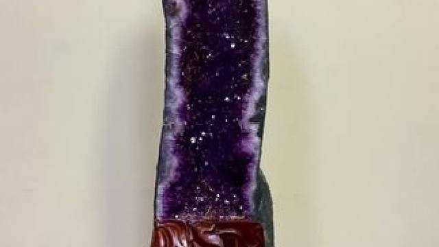 满钛紫晶洞#天然水晶 #精品摆件 #招财 #九紫离火运 #紫晶洞