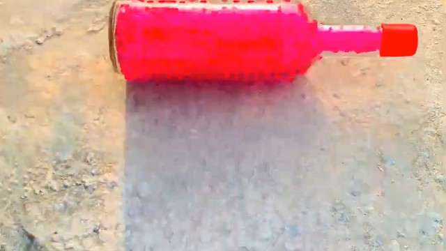 楼梯滚瓶子爆破解压时刻