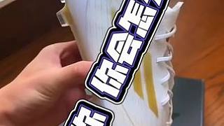 #好鞋推薦 #足球鞋 #dou來足球季 #唯有足球不可辜負 #足球 你會怎么選？評論區(qū)告訴我哇