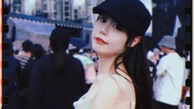 #回春丹 #音乐节 #生活碎片记录 #livephoto #贵阳 ..给你一颗回春丹，甩掉苦难上春山