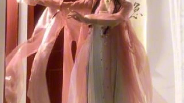 山有木兮木有枝 心悦君兮君不知 #古典舞 #怎叹吉他版 #国风古韵