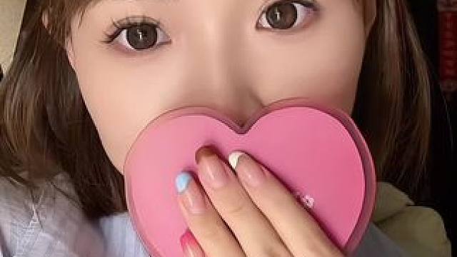 戴完好自然眼神很温柔，不化妆戴都好看的花色#美瞳 #眼珠子 #日抛