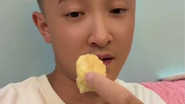 #创作灵感 泡芙还挺难说，下一个顶啥？#绕口令挑战 #每天学习一点点 #兔子老师挑战绕口令