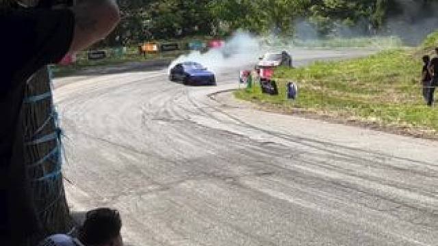 松开油门的那一刻，我的青春将会没有任何意义#速度与激情 #赛车 #极限运动