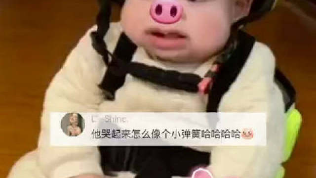 年轻父母带娃主打自己高兴。