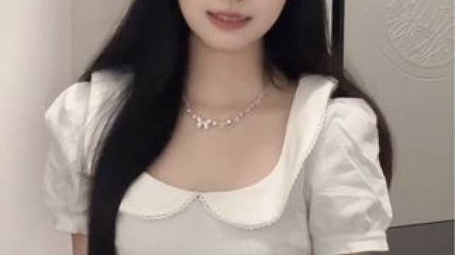 谁帮我想个文案#手势舞  #甜妹出击