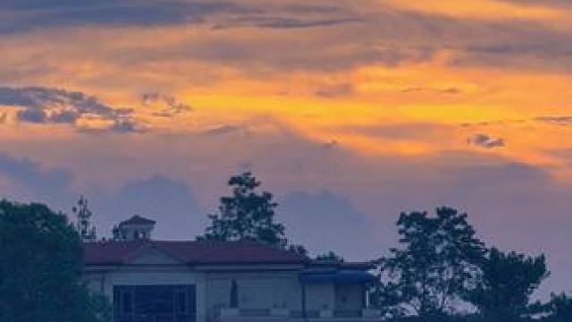 #日落 #治愈系风景 #每一帧都是热爱 #随手拍天空 #落日余晖映晚霞一抹夕阳美如画