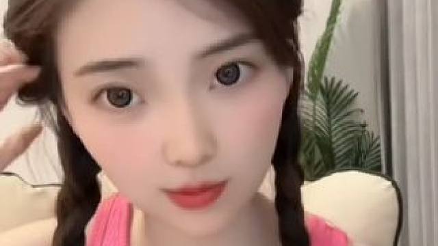 #笑容最治愈的女孩 #模特美女 #街拍美女 #车模 #甜美女孩