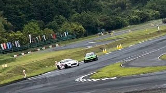 如果生活沉闷，那就飘着走，因为横着才会有风#赛车 #速度与激情 #极限运动