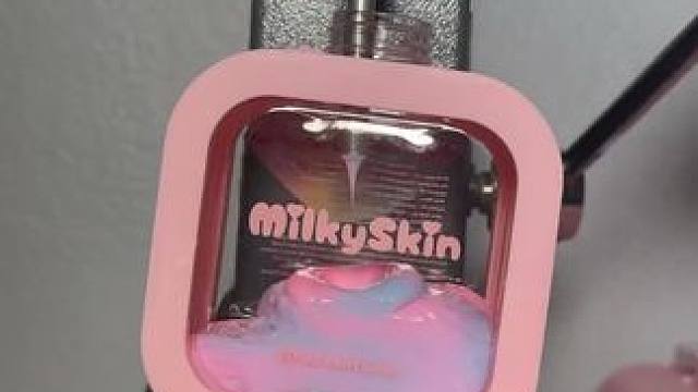 外国小姐姐沉浸式打包沐浴露 #沉浸式