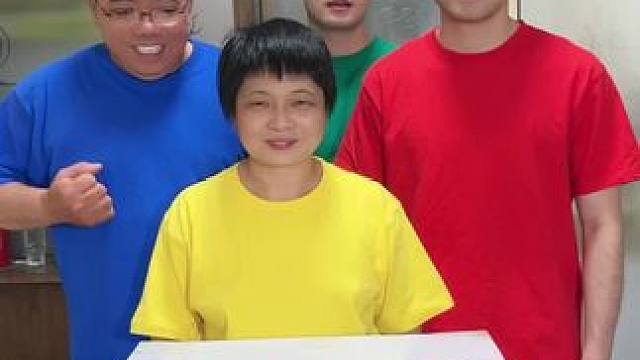 家庭游戏 摸瓶子猜薯片口味挑战#亲子互动 #欢聚一堂其乐融融