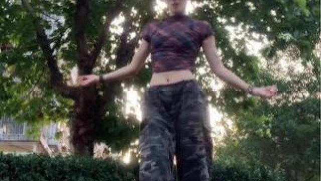 收到了一个小朋友给的花花.
#rodeo #外星人街舞 #foryoupage #浅跳一下 #dan