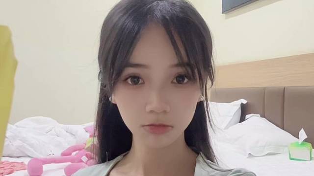 都喜欢漂亮的 让我这种屌丝怎么办