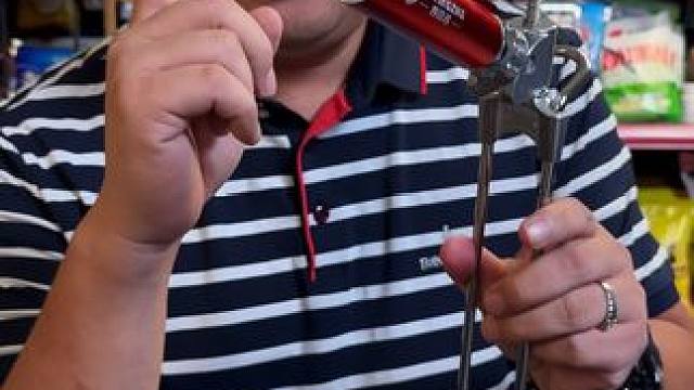 钓鱼地插炮台支架 全铝合金的地插炮台支架，可以轻松架起大物鱼竿。承重力强，结实牢固。#地插炮台架 #