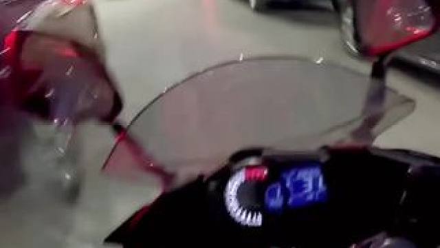 差点巴比Q了 #机车 #操作有风险请勿模仿