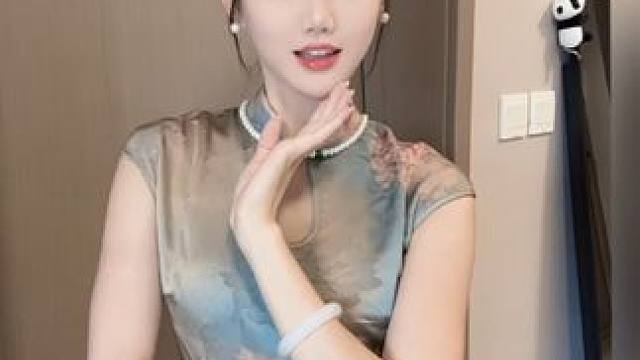 想过七夕 有没有人能在两天内爱上我#旗袍 #问dj #一学就会系列