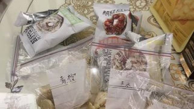 咱们主打不浪费一包一百大卡左右的贝果脆片！咸甜咸甜的解馋小零食！#零食推荐 #日常vlog #谁懂这