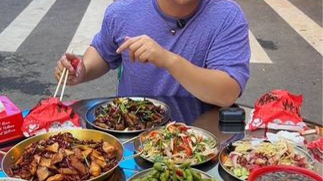 彭祖烩也开到万福街这里了#美食推荐 #大排档