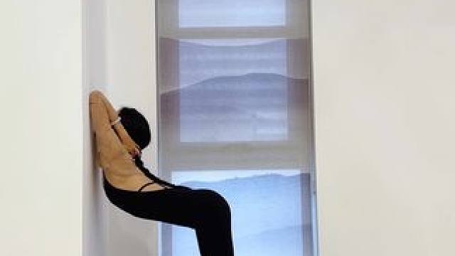 开肩美背，一个动作改善体态，提升气质#瑜伽 #开肩美背 #变美