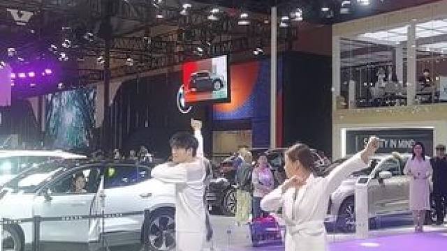 青岛国际会展中心单人通用门票早鸟票现在只要13元。这么划算，还不赶紧囤起来？就在左下角链接，记得点赞