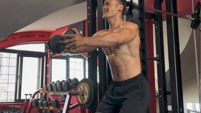 你可千万不要这样练肩，我怕你肩大的不好穿衣服#健身干货 #肩部训练 #练肩 #好身材练起来