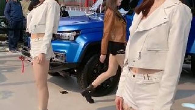 #笑容最治愈的女孩 #邻家女孩 #极品车模 #车展美女 #美丽女孩