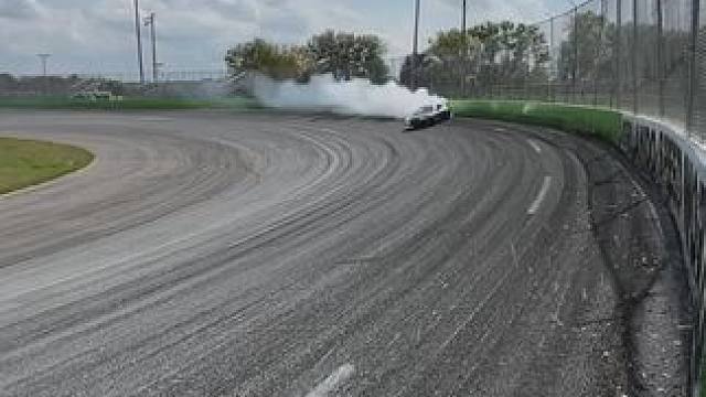 大马力后驱车的魅力#后驱车的魅力 #赛车 #速度与激情  #飘移 