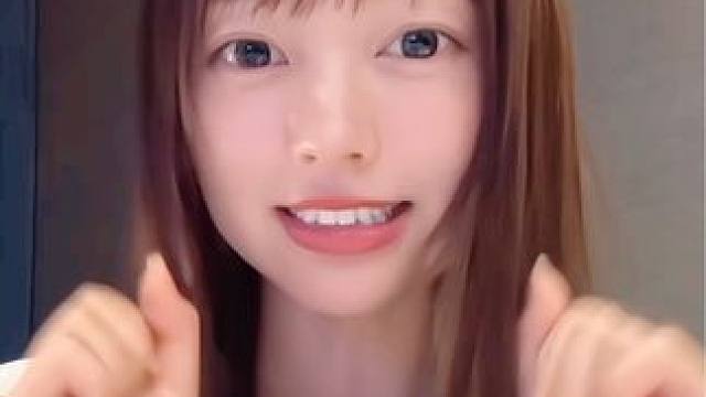 #日本女生 #男友视角 #和我对视会脸红吗 #一张初恋脸 #前男友视角 肚子饿了，但不知道吃什么好