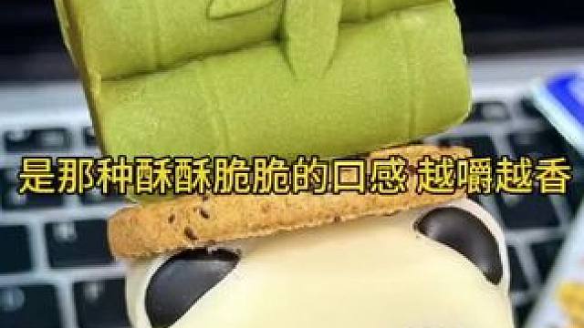 这些黑人非常贫穷，但每天都在喝一种昂贵的饮料。#白桦树汁 #夏日饮品