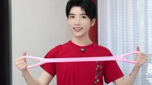 新手练背，有可能你一来就练错了!!#创作灵感#改善含胸驼背 新手练背，有可能你一来就练错了!!#创作