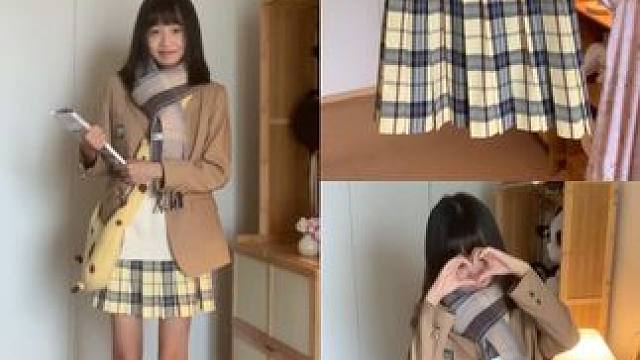 初秋jk穿搭来咯 黄色格裙好元气呀！
#jk日常 #甜妹 #日系 #jk