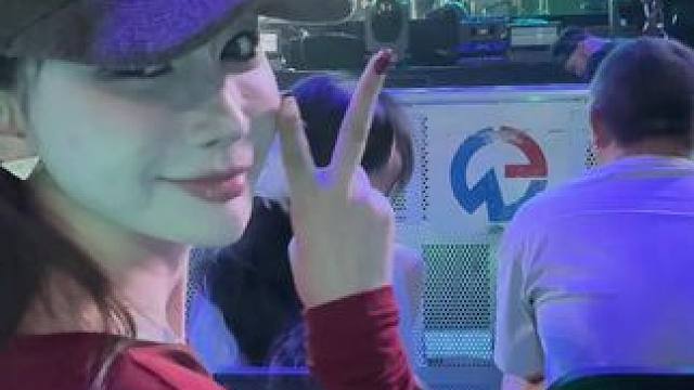 听到这首歌的时候都会开启当时的记忆 珍贵又特别