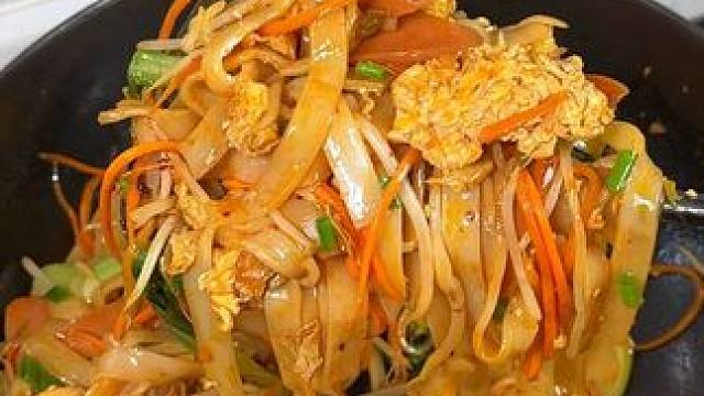 这样炒的河粉，爽滑劲道，特别的好吃#炒河粉