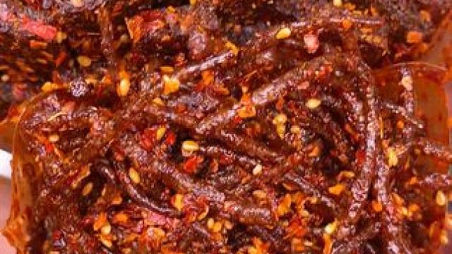 整整4种款式，吃起来麻麻辣辣的满嘴爆汁，真的太上头啦#好吃到停不下来 #无辣不欢 #辣条