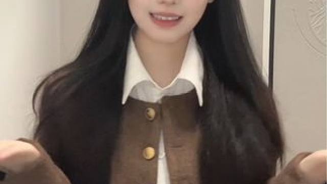 出现一下#甜妹 #手势舞