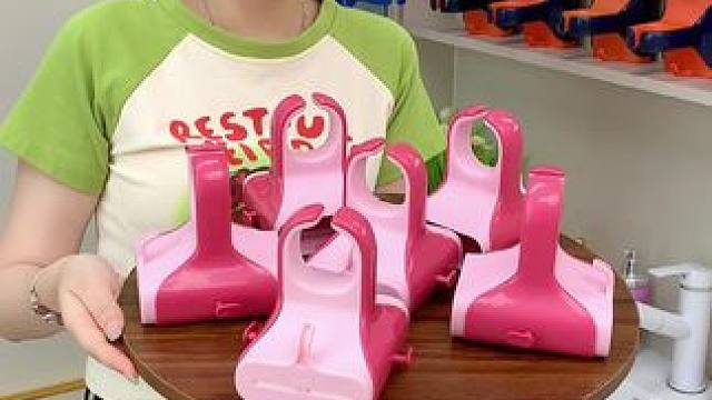 家里的吹风机总是没地方放，就入手了这个吹风机架，这下终于可以解放双手啦！#吹风机架 #好物推荐