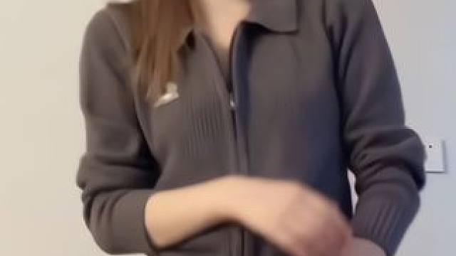 艾特一个朋友摇给你看✌️ #浅跳一下