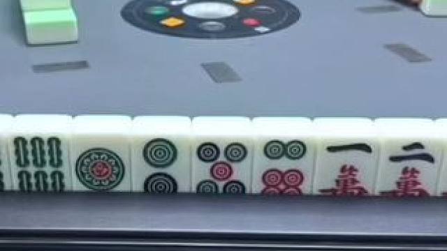 打麻将真的可以改变一个人#富豪麻将  #小麻将解心宽 #麻将治百病 #耶牌不错哎