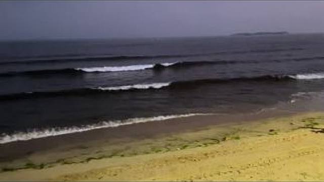 #这是海边独有的氛围感 #大海可以带走一切烦恼 #总有一片海值得你去看看 #去看可以治愈一切的大海