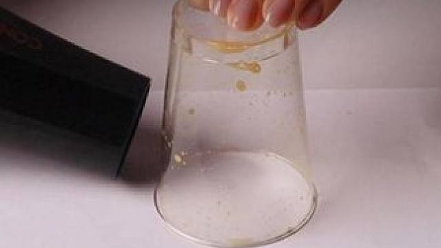 看百科知识长大的孩子，其思维能力和创造力非常丰富，还能增加物理化知识与思维#小实验大道理 #百科知识