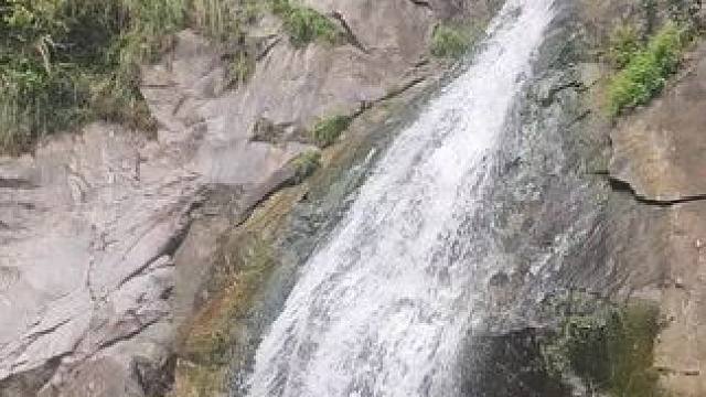 论一个旱鸭子下水之后怎样挣扎
#户外 #保持热爱奔赴山海 #每一帧都是热爱 #一起来玩水 #大山深处