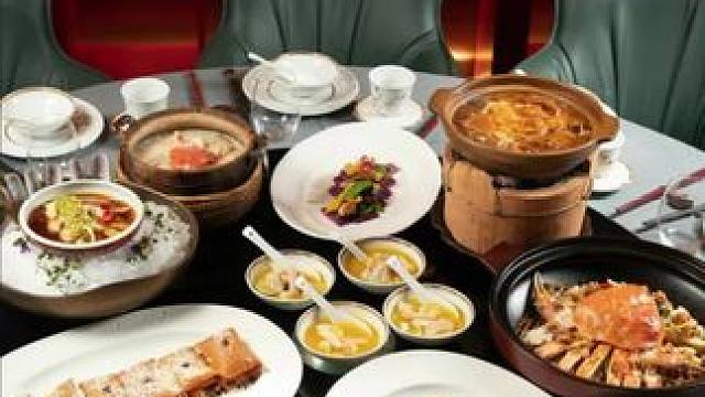 在上海也可以吃到地道的潮汕菜 #潮汕美食 #上海 #海鲜 #海鲜当然是现捞的最新鲜 #艾特你的饭搭子