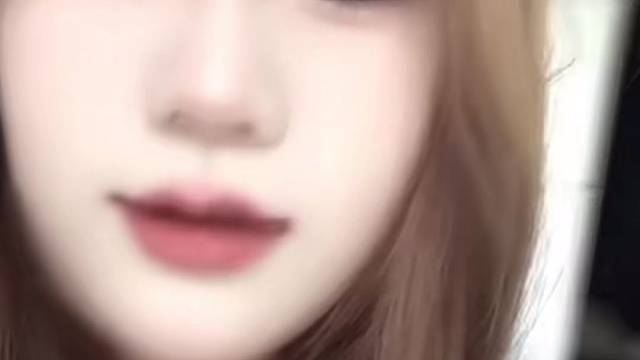 介绍一下自己叭