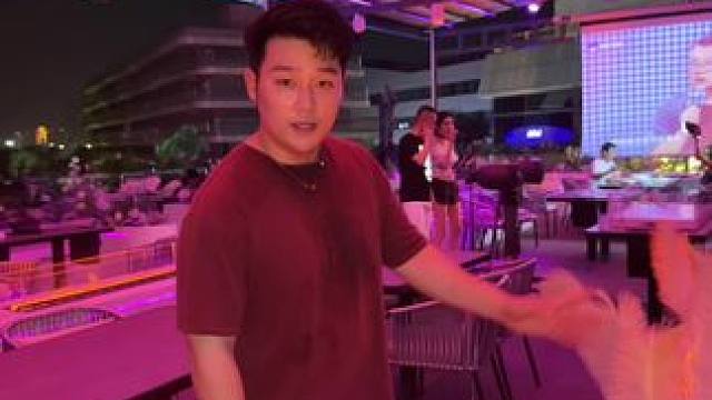 这家音乐餐吧太有氛围感了#音乐餐吧 #氛围感餐厅打卡 #约会餐厅