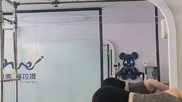 孕31周啦～孕晚期体重真的控制不了一点，蹭蹭蹭的往上涨，好在孕期的运动让身体没有太多的疼痛，今天来灵