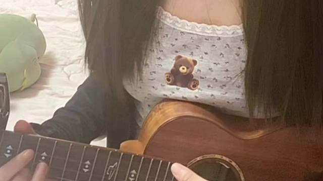 尤克里里弹唱～